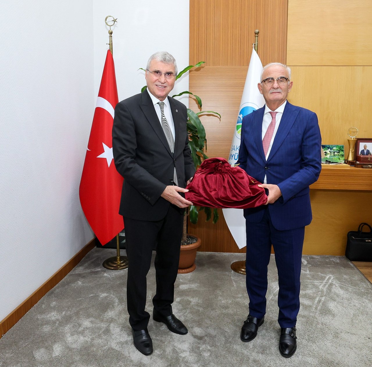 AK Parti Yerel Yönetimler Başkanı Yılmaz: "AK Parti siyaseti ideolojileri ön plana çıkaran bir siyasi hareket değildir”