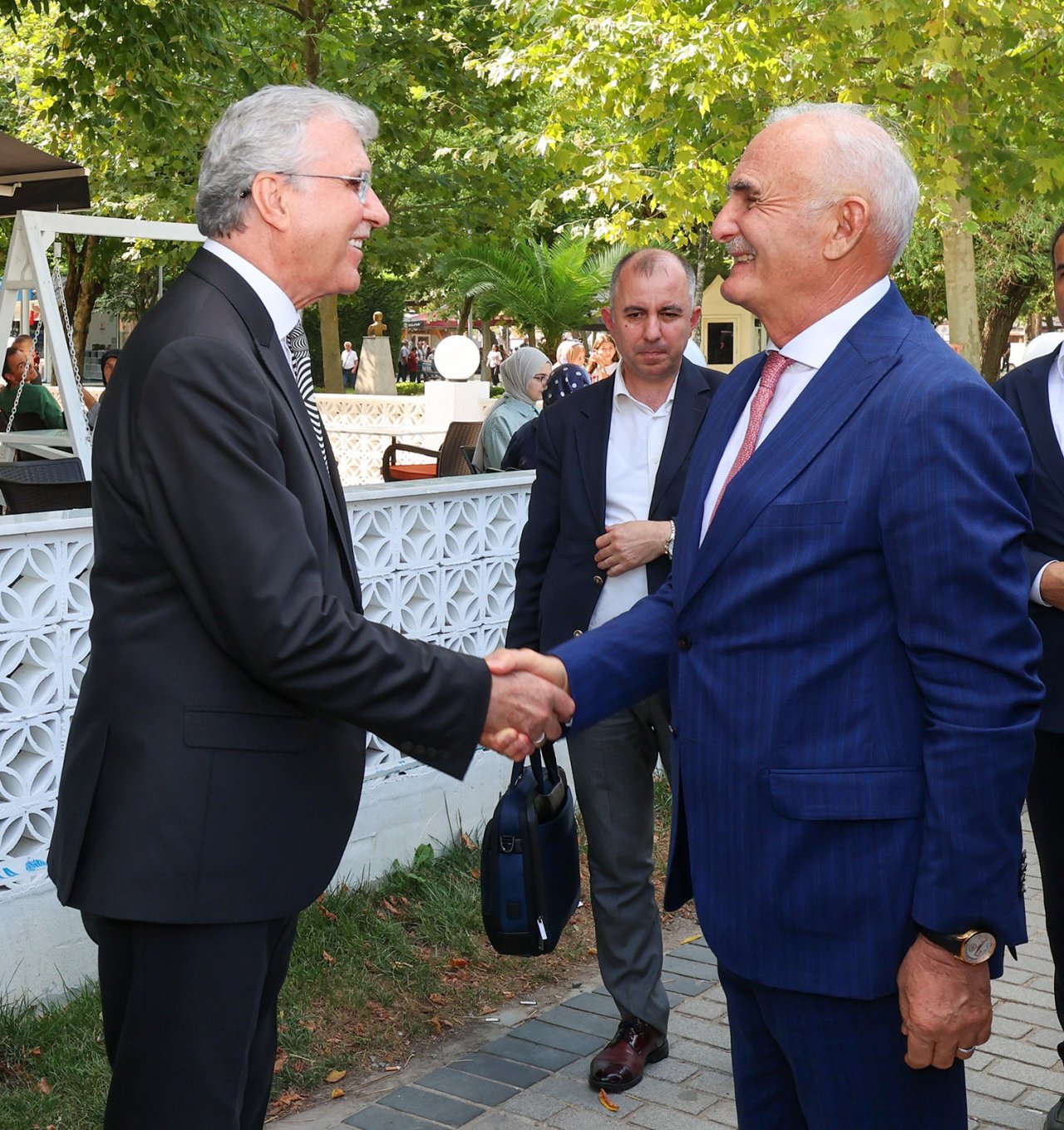 AK Parti Yerel Yönetimler Başkanı Yılmaz: "AK Parti siyaseti ideolojileri ön plana çıkaran bir siyasi hareket değildir”