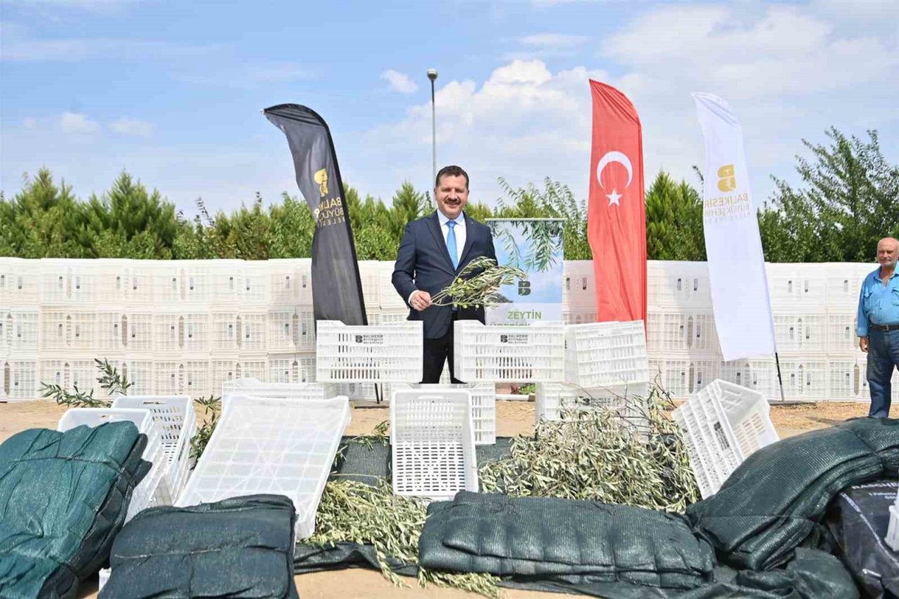 Büyükşehir’den zeytin ve incir üreticilerine destek