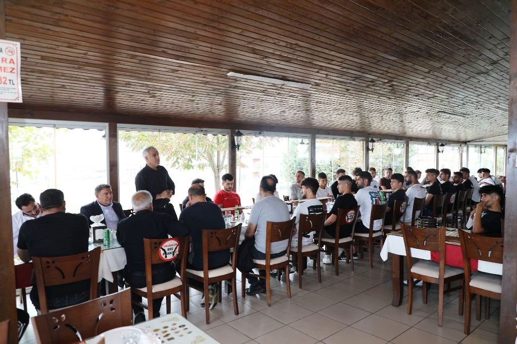 Diliskelesi Spora moral yemeği