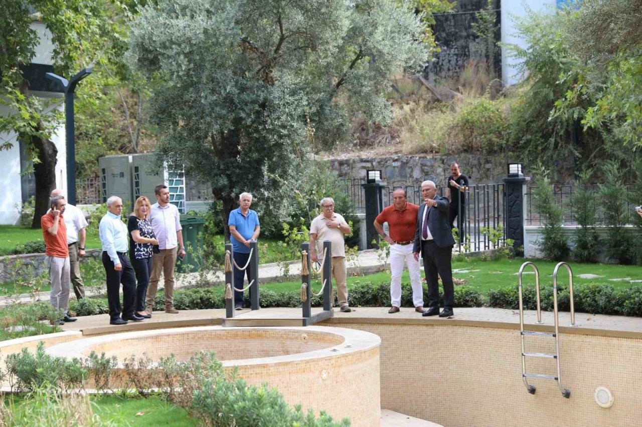 Başkan Atay, meclis üyeleri ile birlikte Doğa Otel’i gezdi