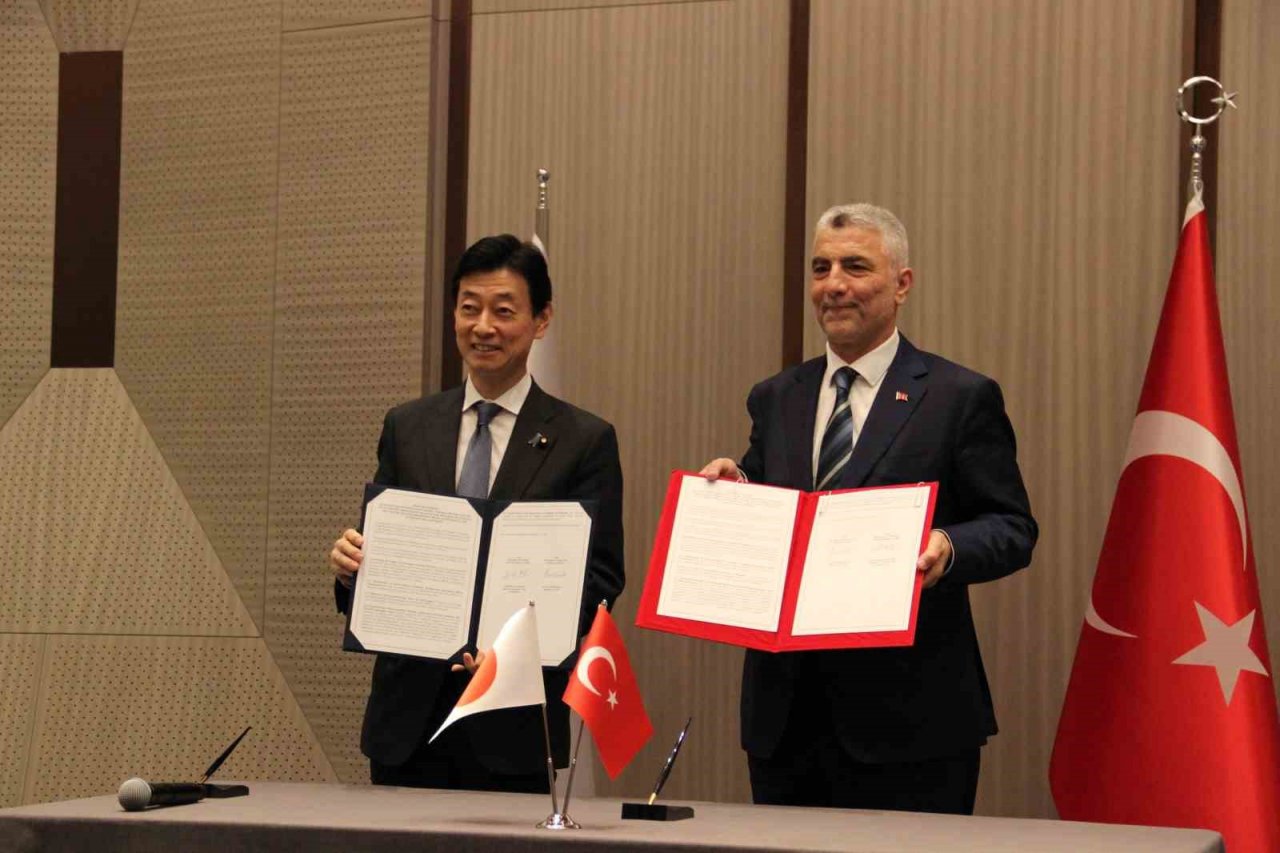 Ticaret Bakanı Bolat: ’’Japonya ile ticaret hacmimizin yıl sonu 6 milyar dolara ulaşacağına inanıyoruz’’