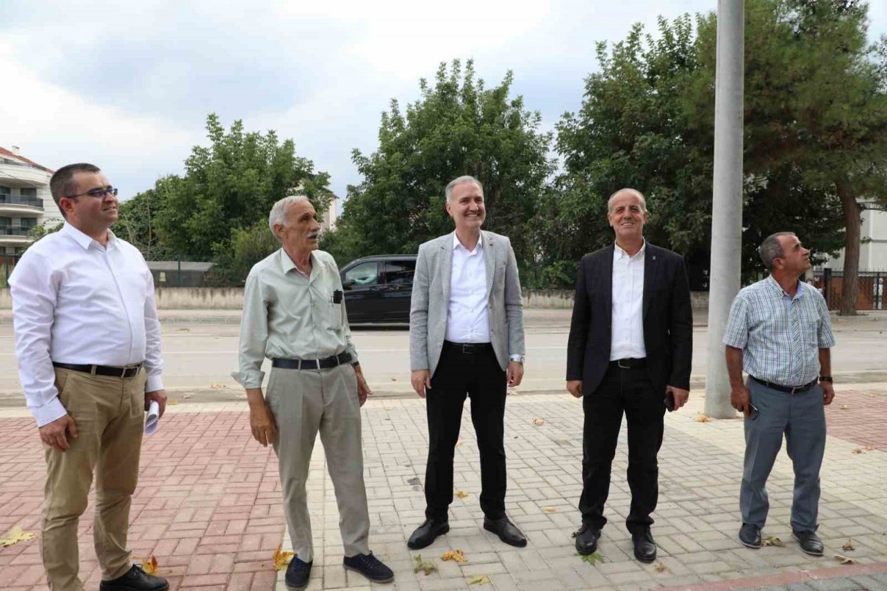 İnegöl Belediyesi çevre düzenlemeleriyle şehri güzelleştiriyor