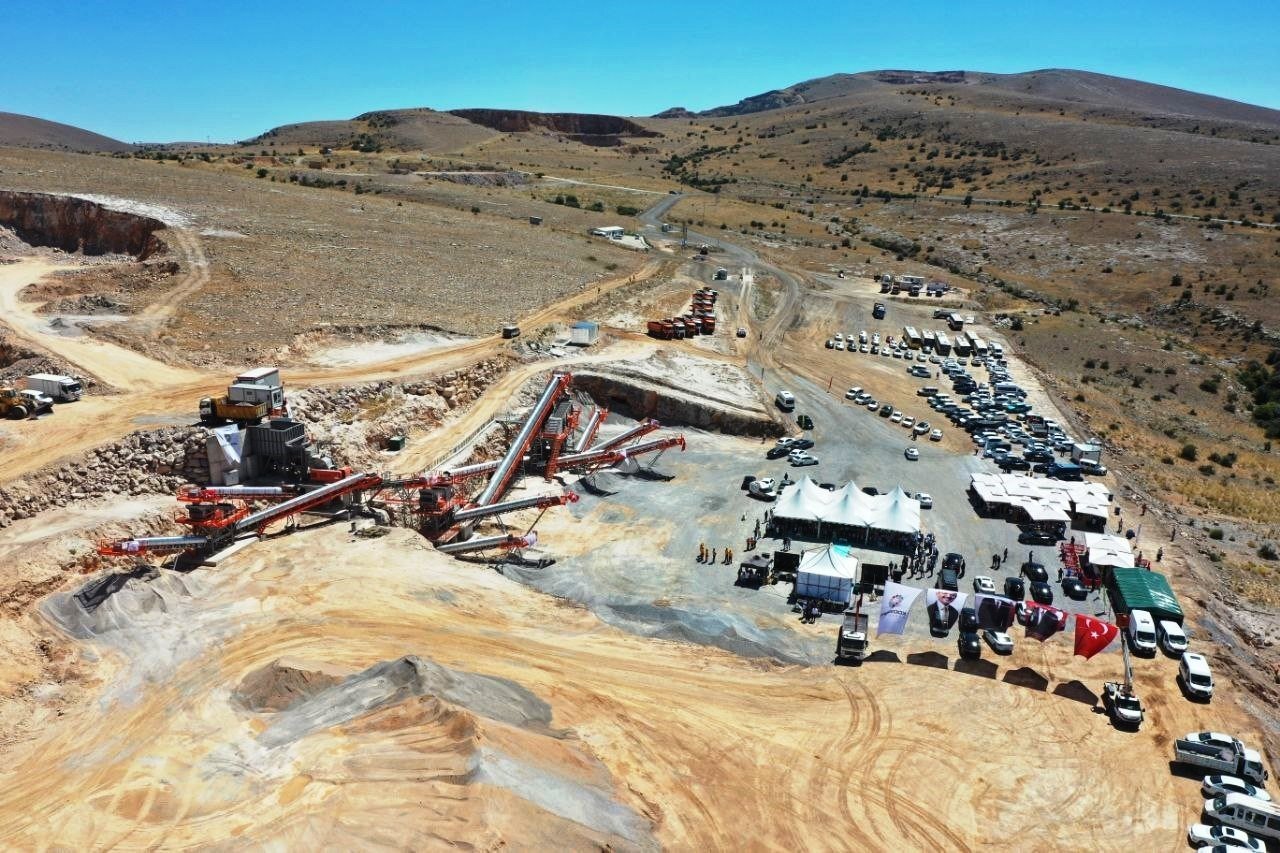 Başkan Çolakbayrakdar, “Kendi elektriğimizi üreterek, milli gelire büyük katkı sağlayacağız”