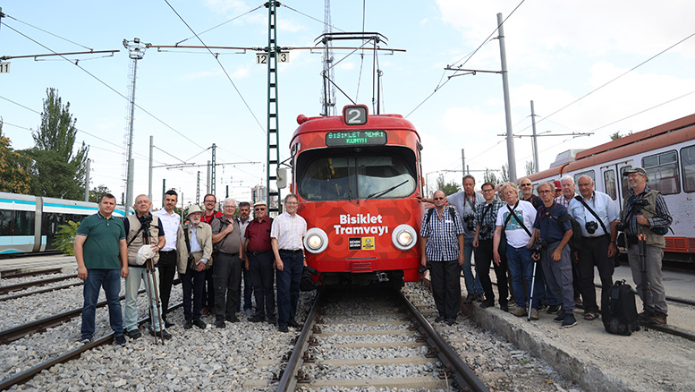 konya-tramvay-alman-5.jpg