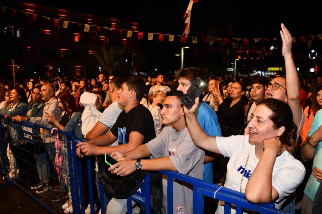 Sarıgöl kurtuluşunu coşkuyla kutladı