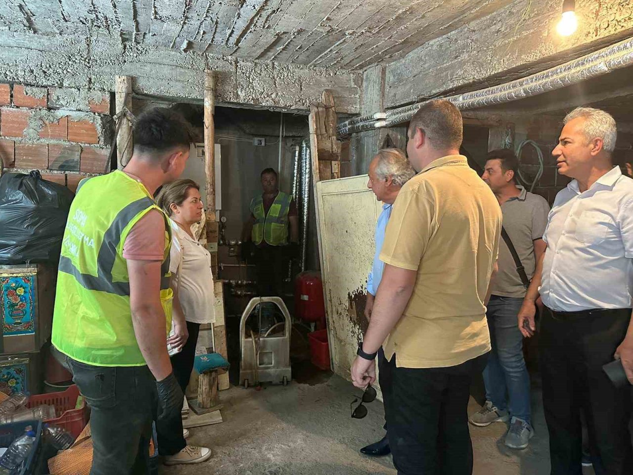 Soma’da bina altı güç istasyonlarında yoğun çalışma