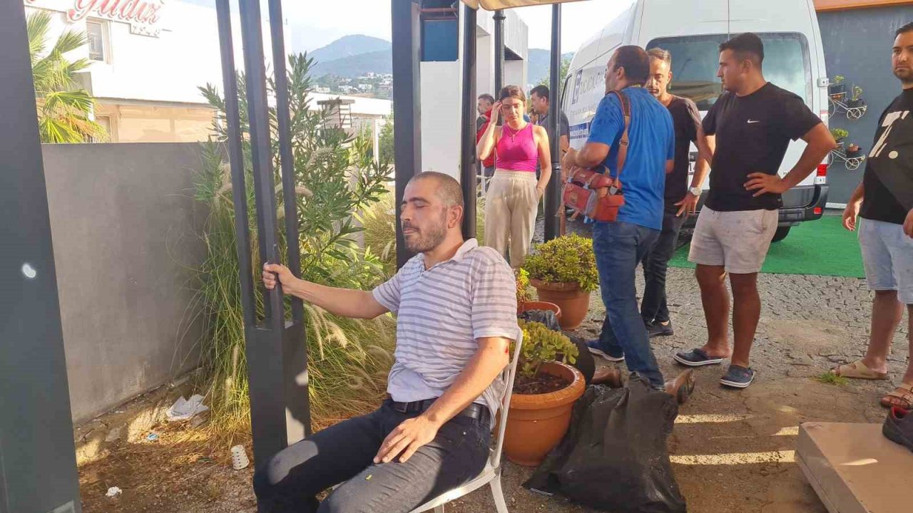 Bodrum’da midibüs dereye devrildi: 23 yaralı