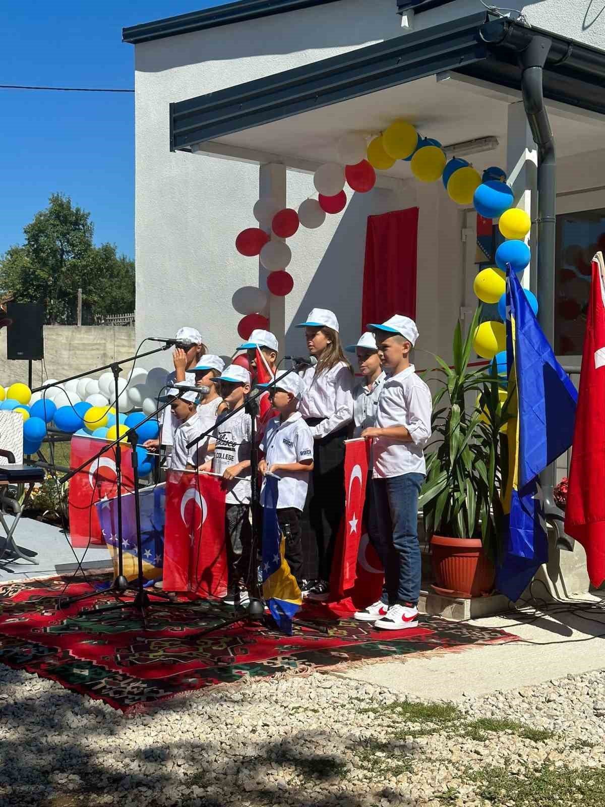 Bosna Hersek’e okul desteği