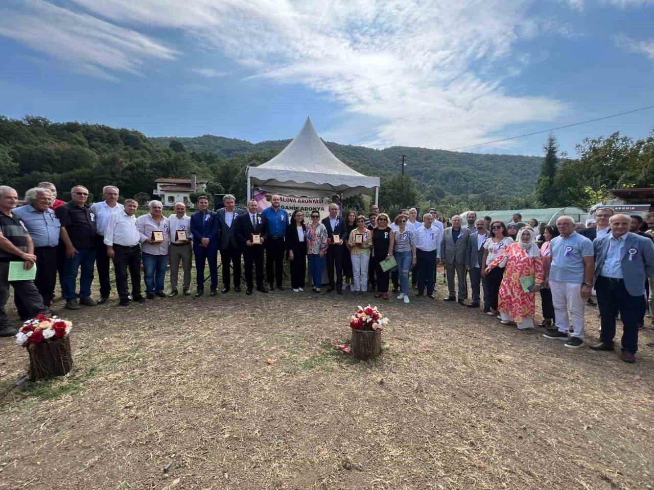 Yalova’nın coğrafi işaretli meyvesi aronyada hasat sevinci