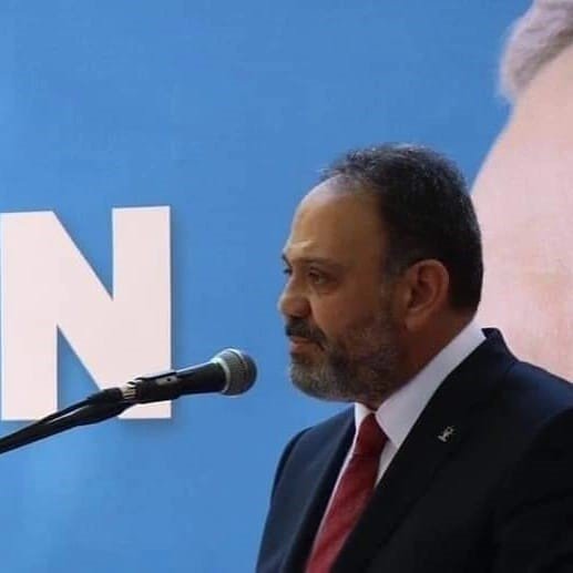 AK Parti’de peş peşe istifalar