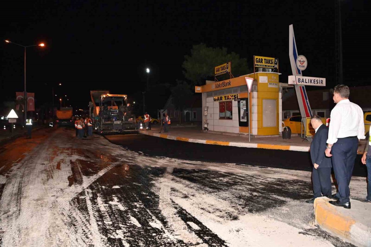 Balıkesir TCDD Gar meydanında hummalı çalışma