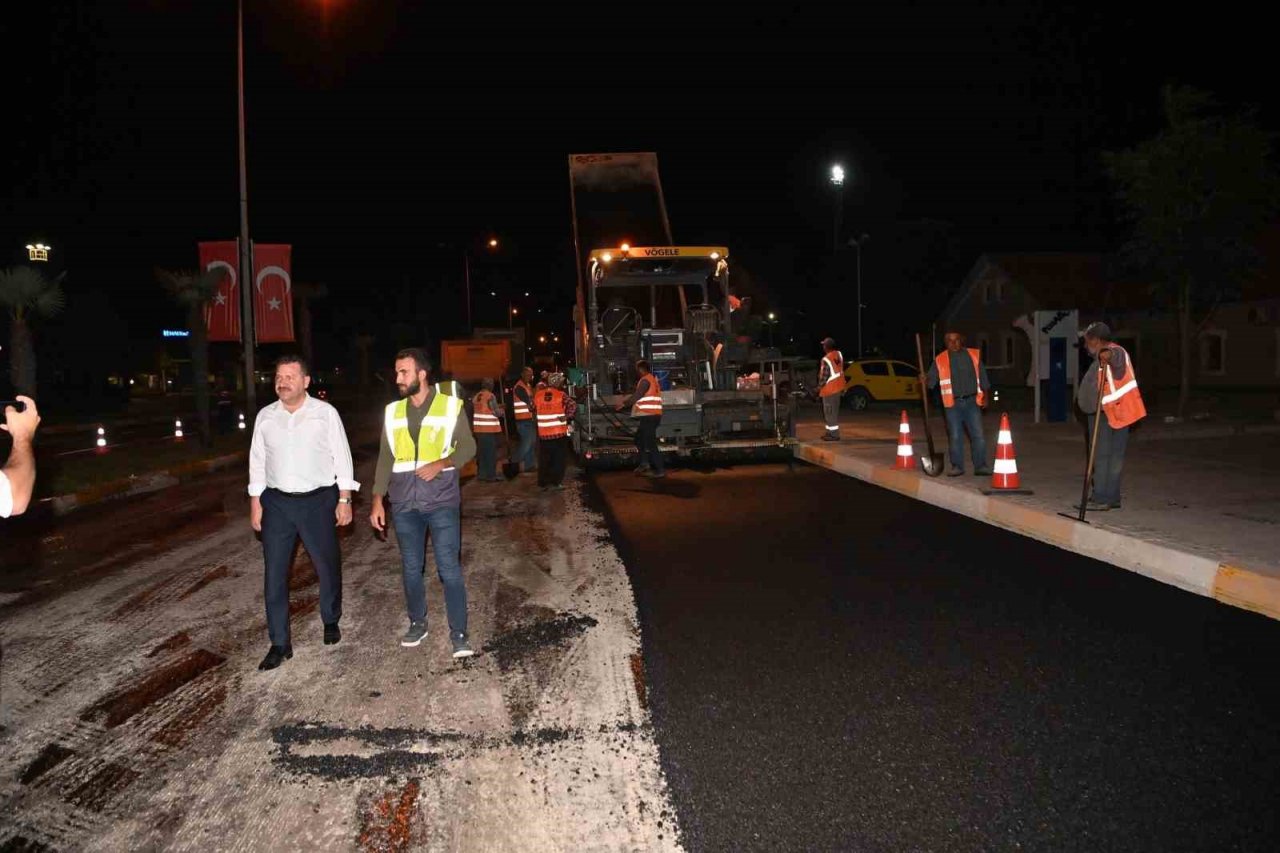 Balıkesir TCDD Gar meydanında hummalı çalışma