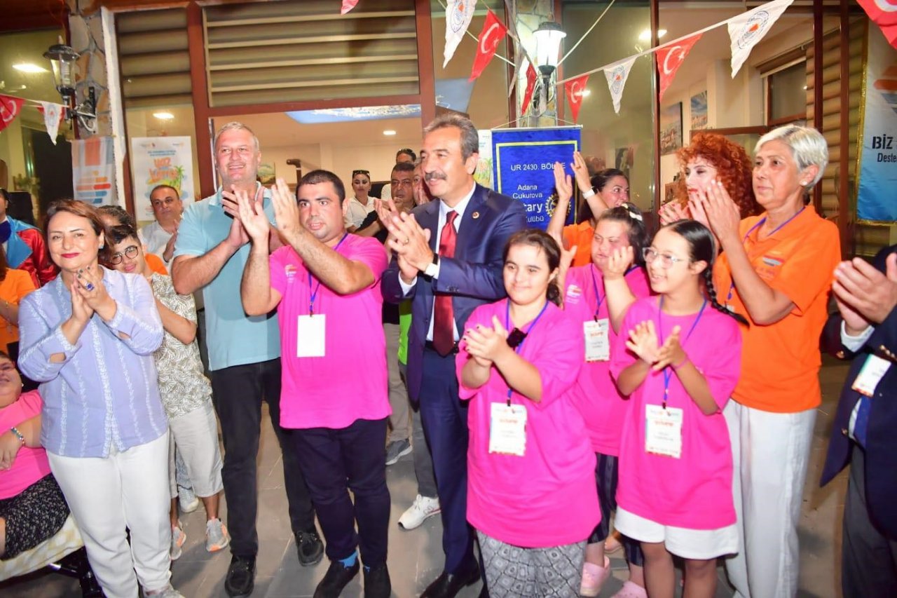 Çetin, özel çocukları yalnız bırakmadı