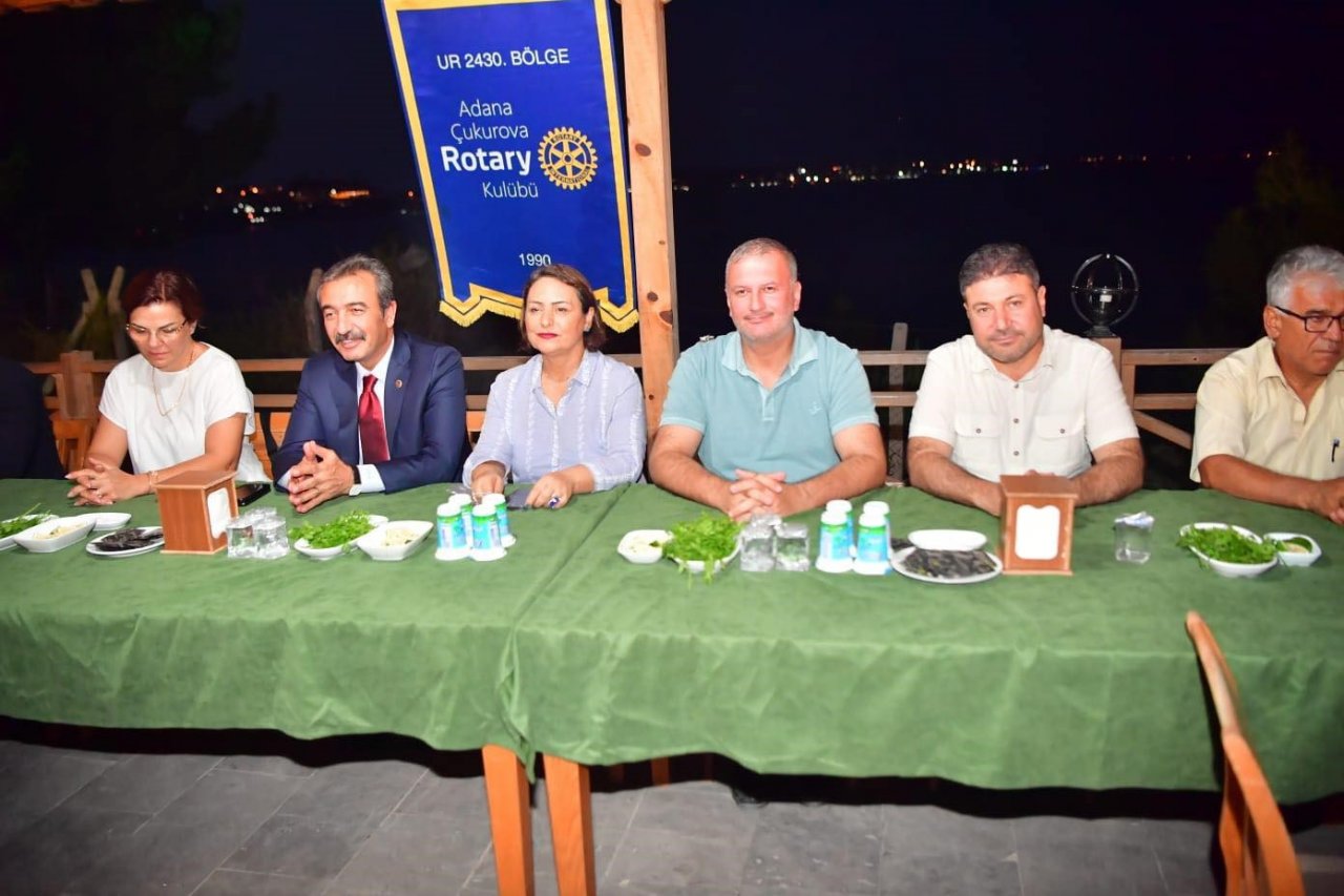 Çetin, özel çocukları yalnız bırakmadı