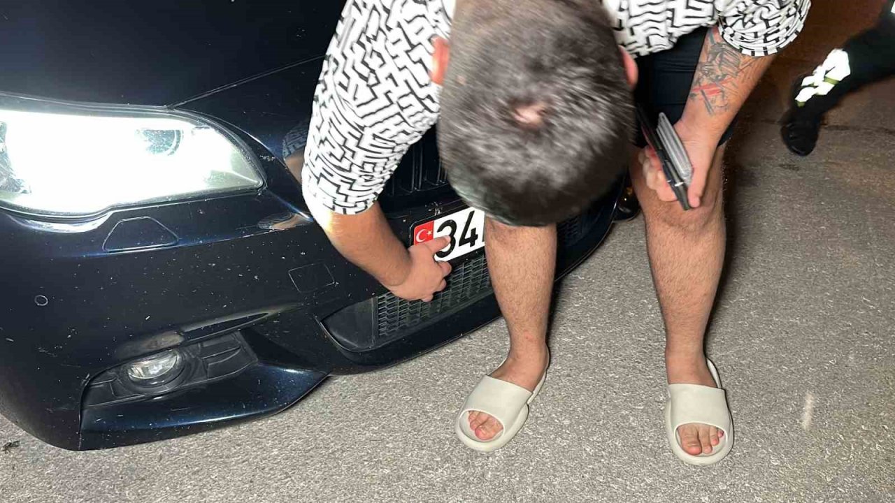 Paspasın altından ruhsatsız silah çıktı