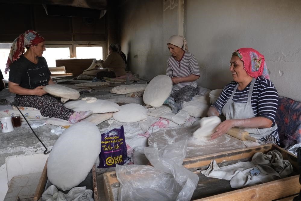 Asırlık lezzet: Tandır lavaşı