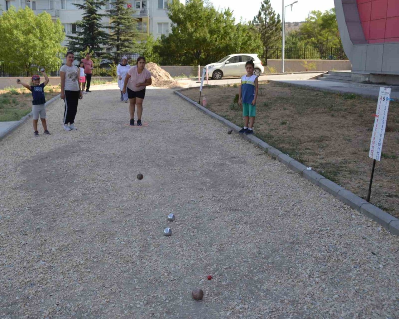 Bocce petank çiftler yarışması