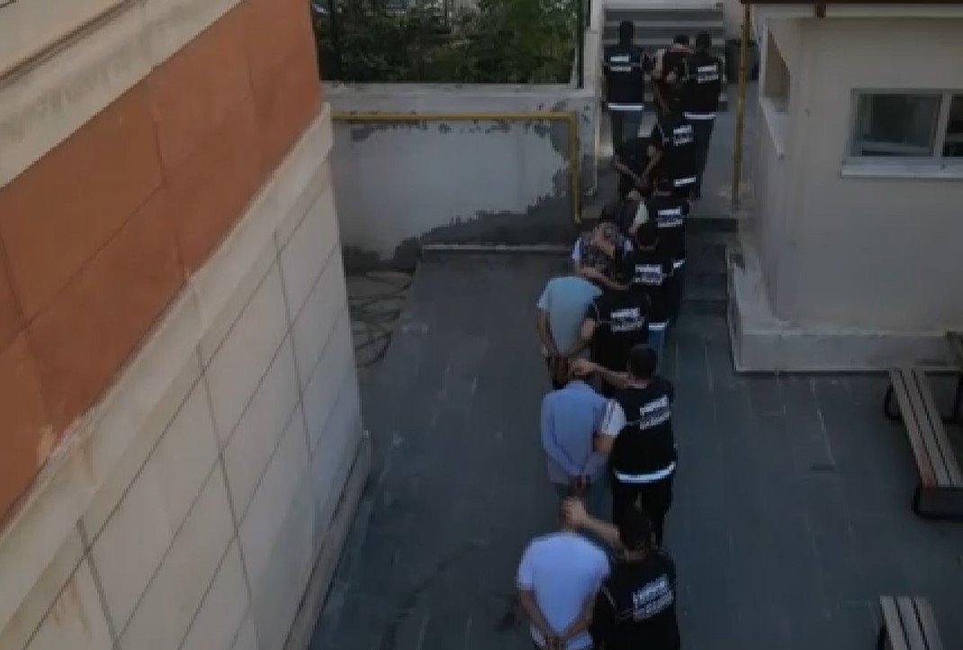 Gaziantep’te şafak operasyonu: 20 şüpheli hakkında yasal işlem yapıldı