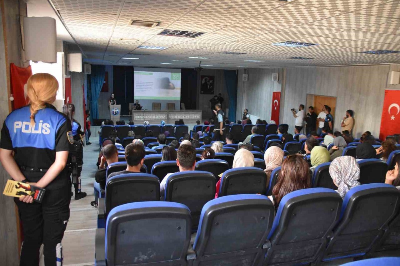 Hakkari’de “Uyuma” mobil uygulaması tanıtıldı