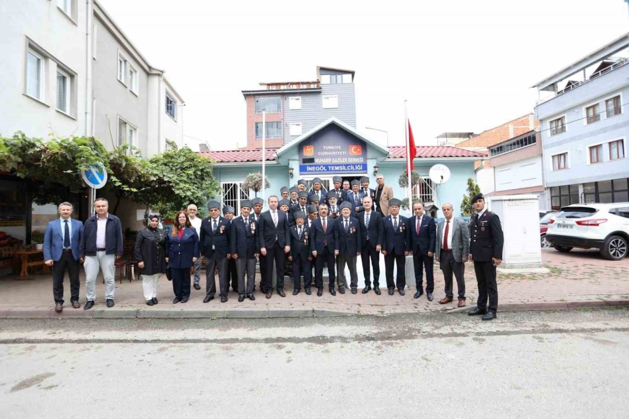 İnegöl düşman işgalinden kurtuluşunun 101. yılını kutluyor