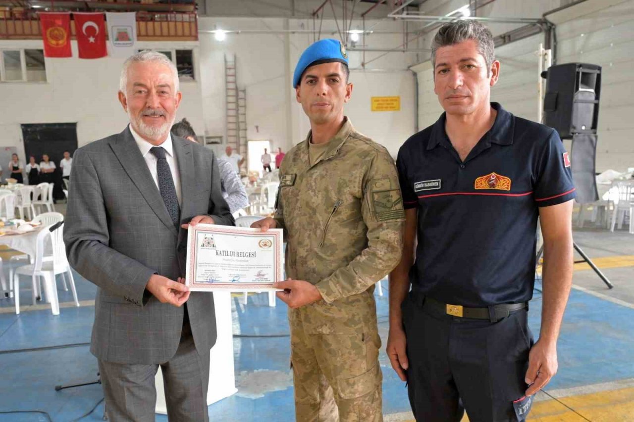 Isparta Belediyesi İtfaiyesi’nden askeri personele arama ve kurtarma eğitimi