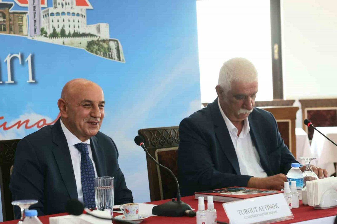 Keçiören’deki “Ankara Buluşmaları”nda hayvan hakları ele alındı