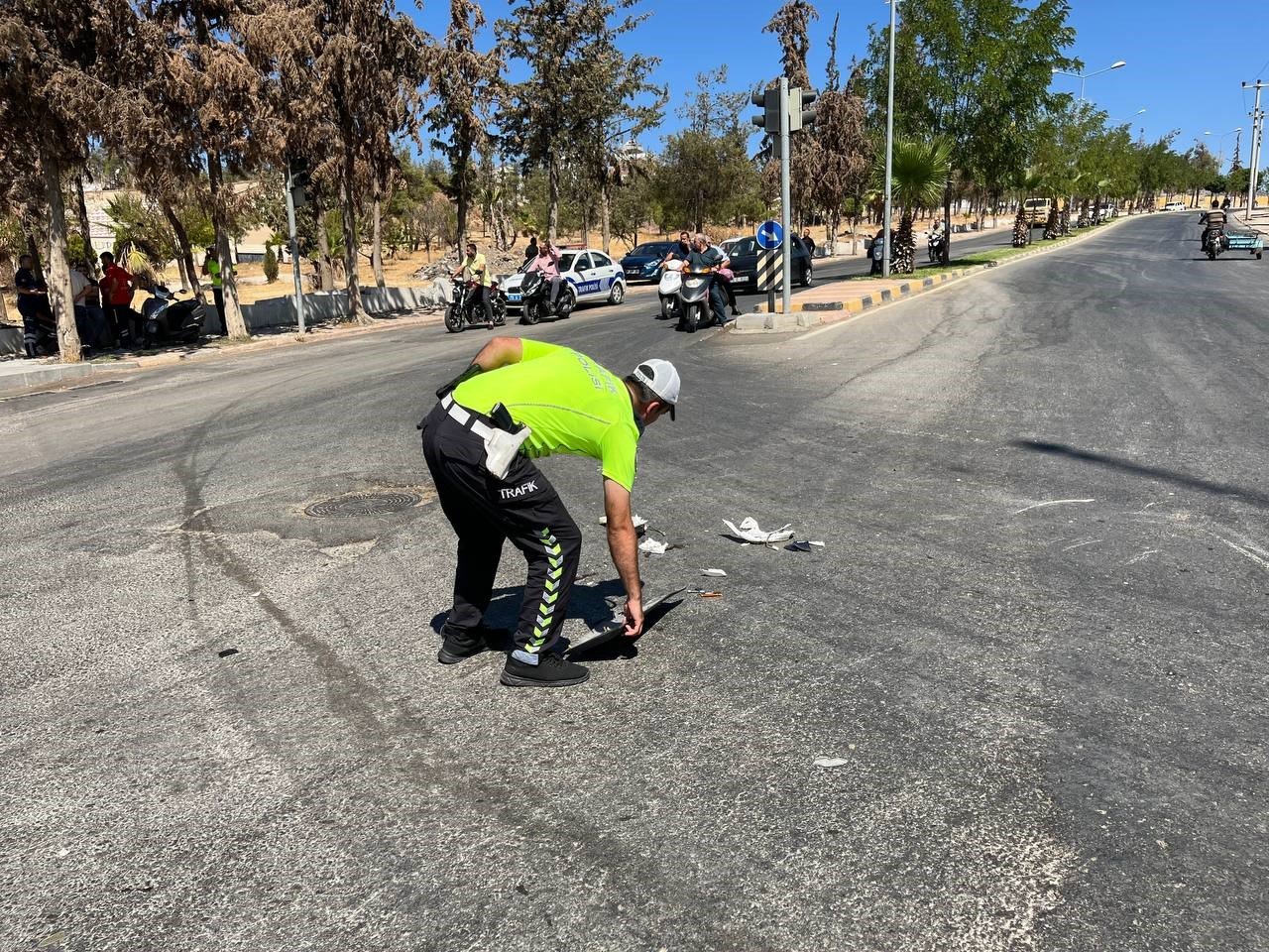 Kilis’te ambulans ile motosiklet çarpıştı:1 ağır yaralı