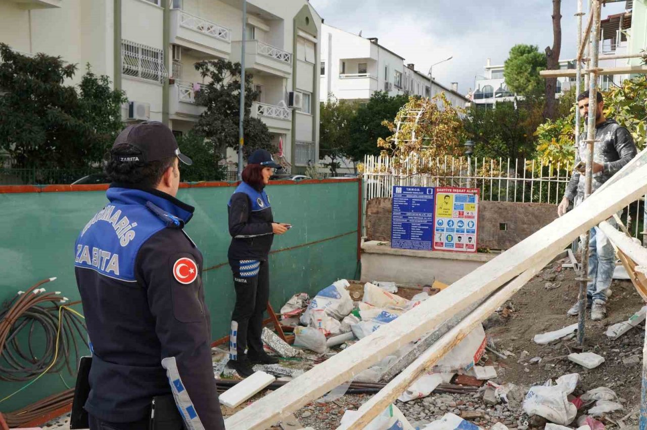 Marmaris Zabıtası’ndan yoğun mesai