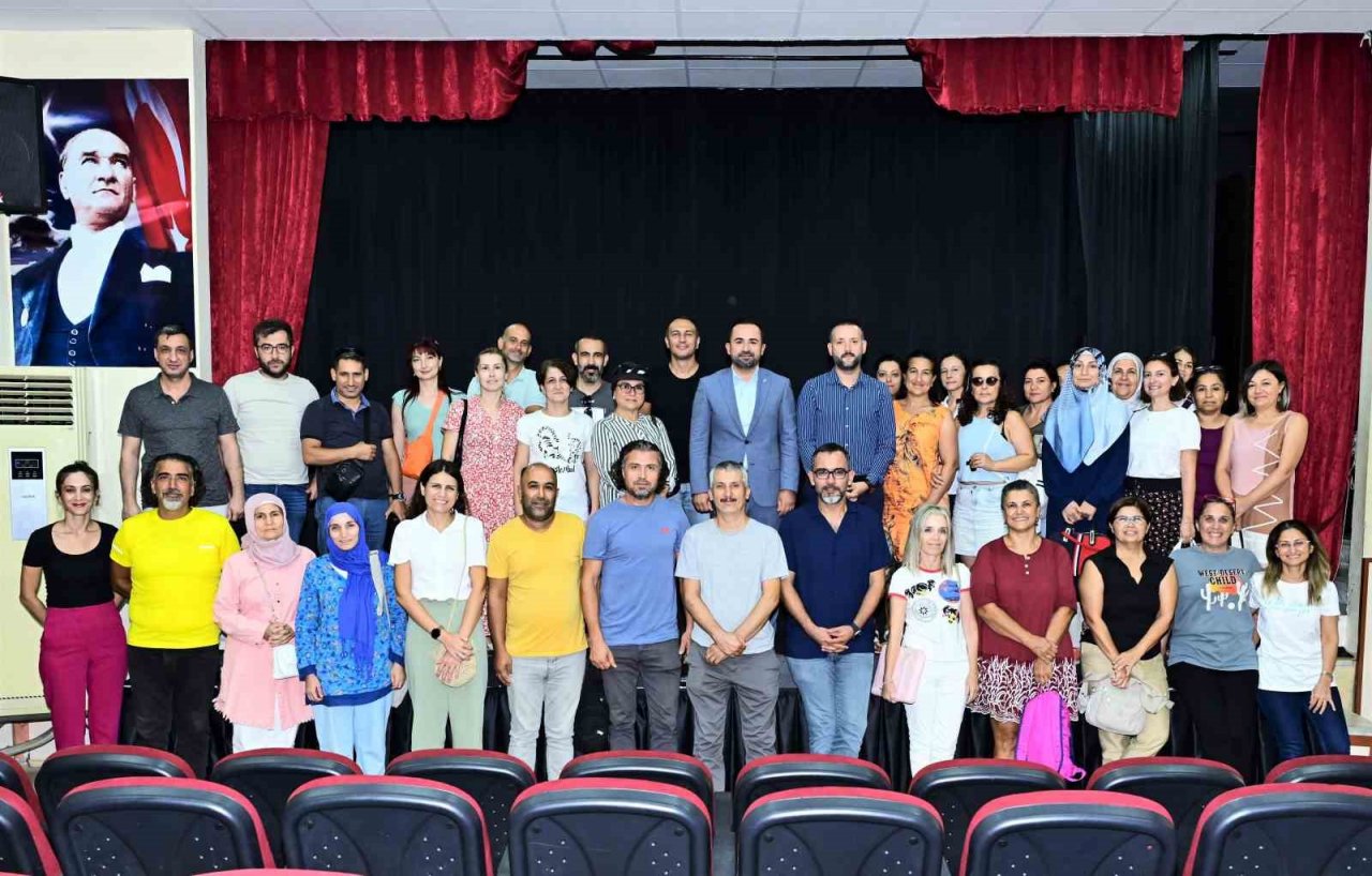 Başkan Güngör: "Ara eleman yetiştirilmesinde sektör ve okul işbirliği son derece önemli"