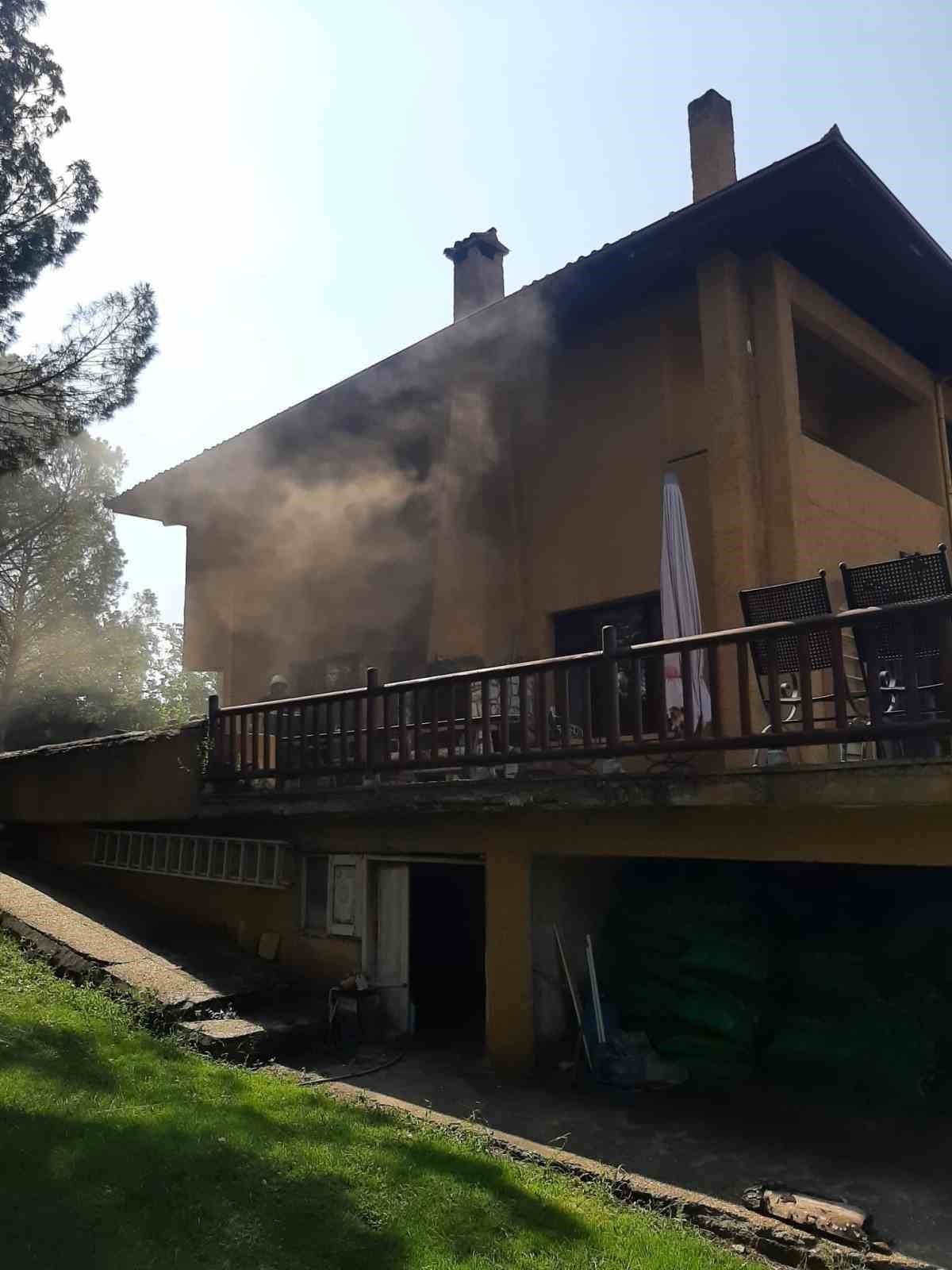 Bilecik’te villada çıkan yangın söndürüldü