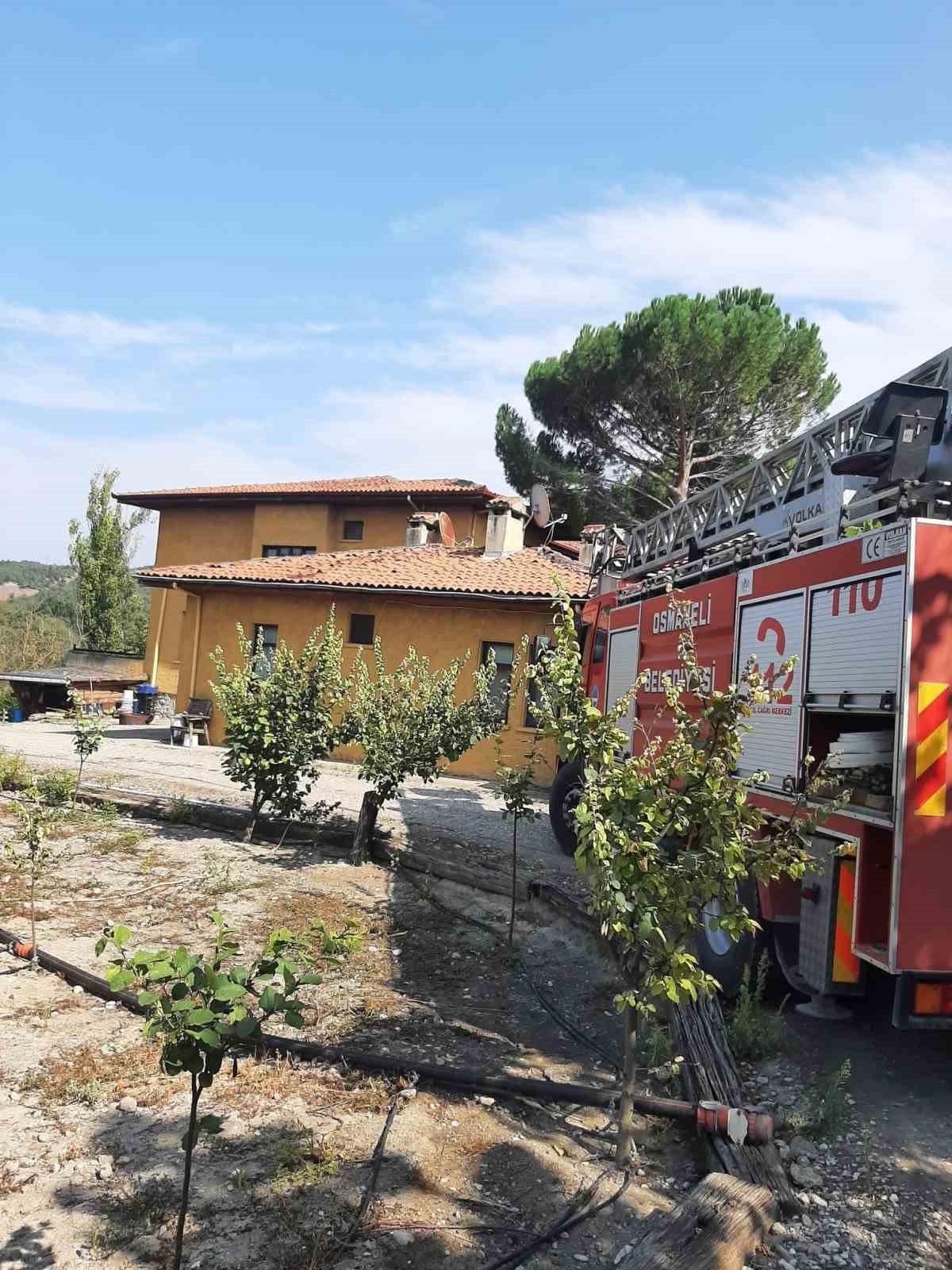 Bilecik’te villada çıkan yangın söndürüldü