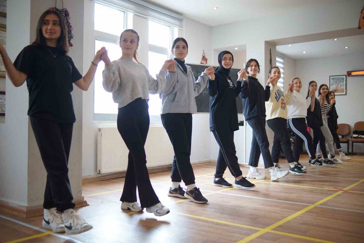 Kültür ve sanatın kalbi Çarşamba’da atıyor