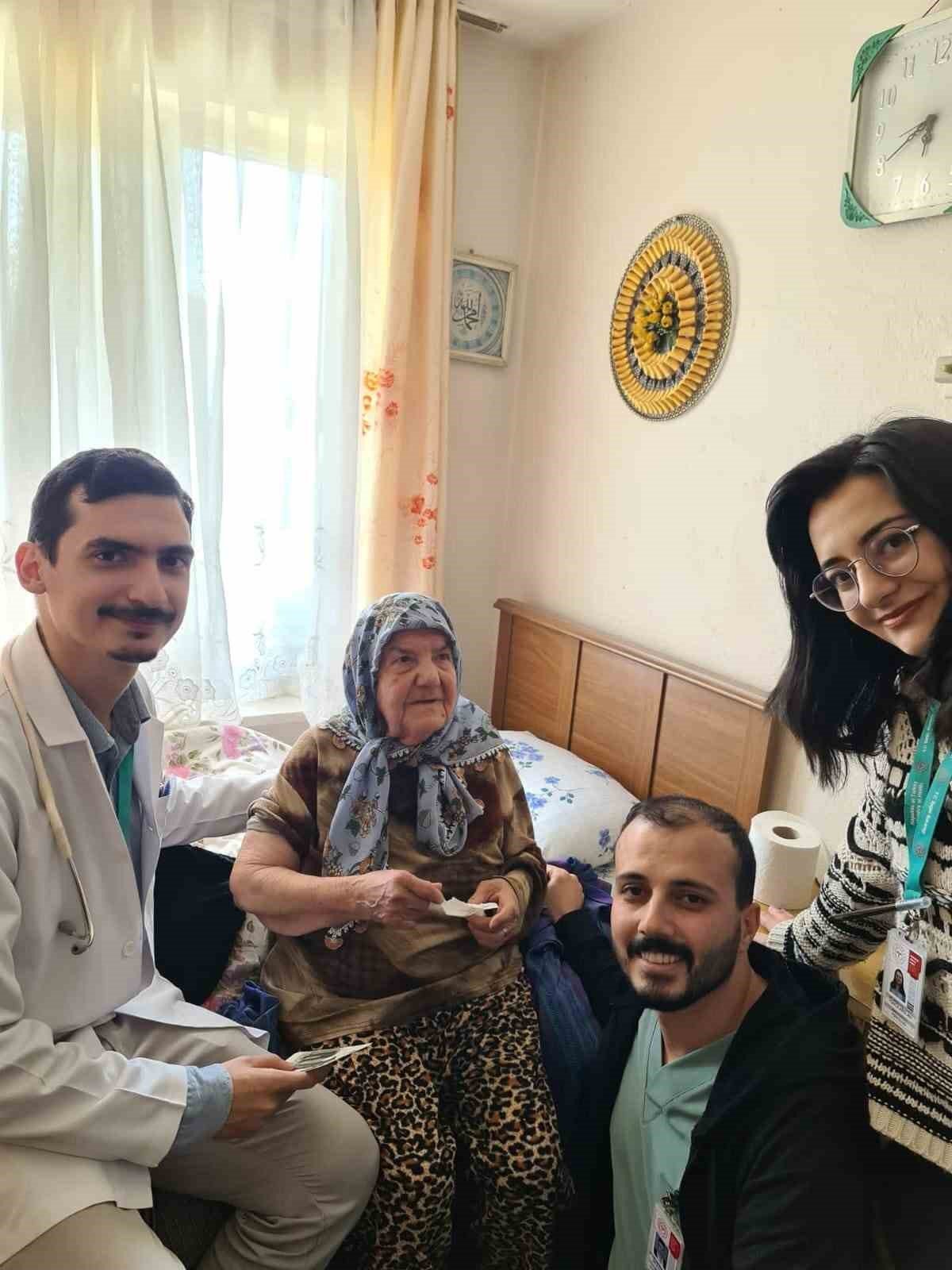 Balıkesir’de yaşlı bireyler sağlıklı yaş alıyor