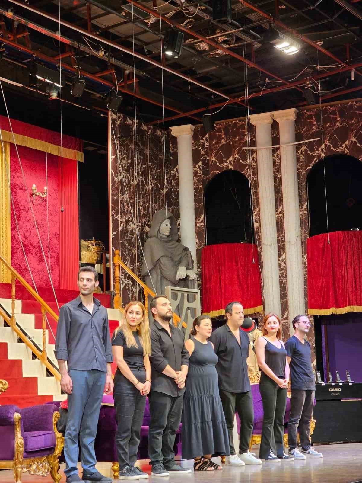 ‘Hazine Avı’ Sahne Tozu Tiyatrosu’nda