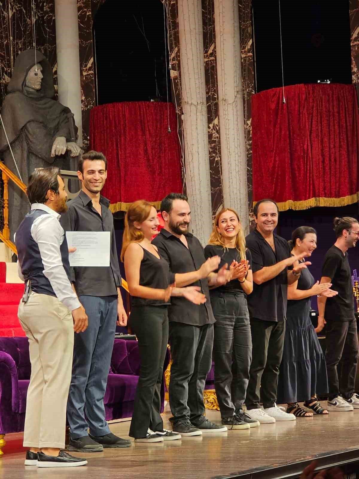 ‘Hazine Avı’ Sahne Tozu Tiyatrosu’nda