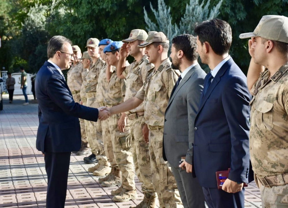 Siirt Valisi Kızılkaya, İl jandarma komutanından brifing aldı