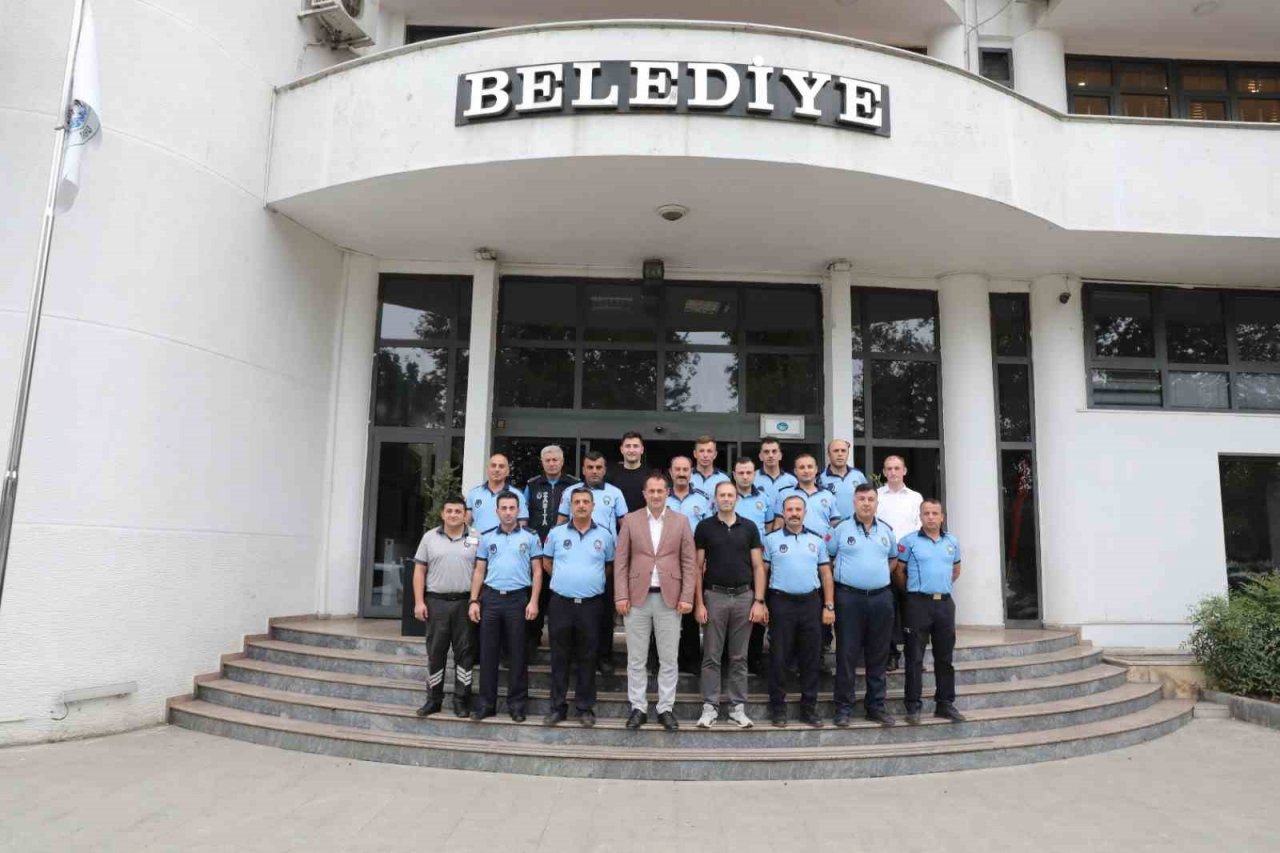 Başkan Ekim zabıtalarla bir araya geldi