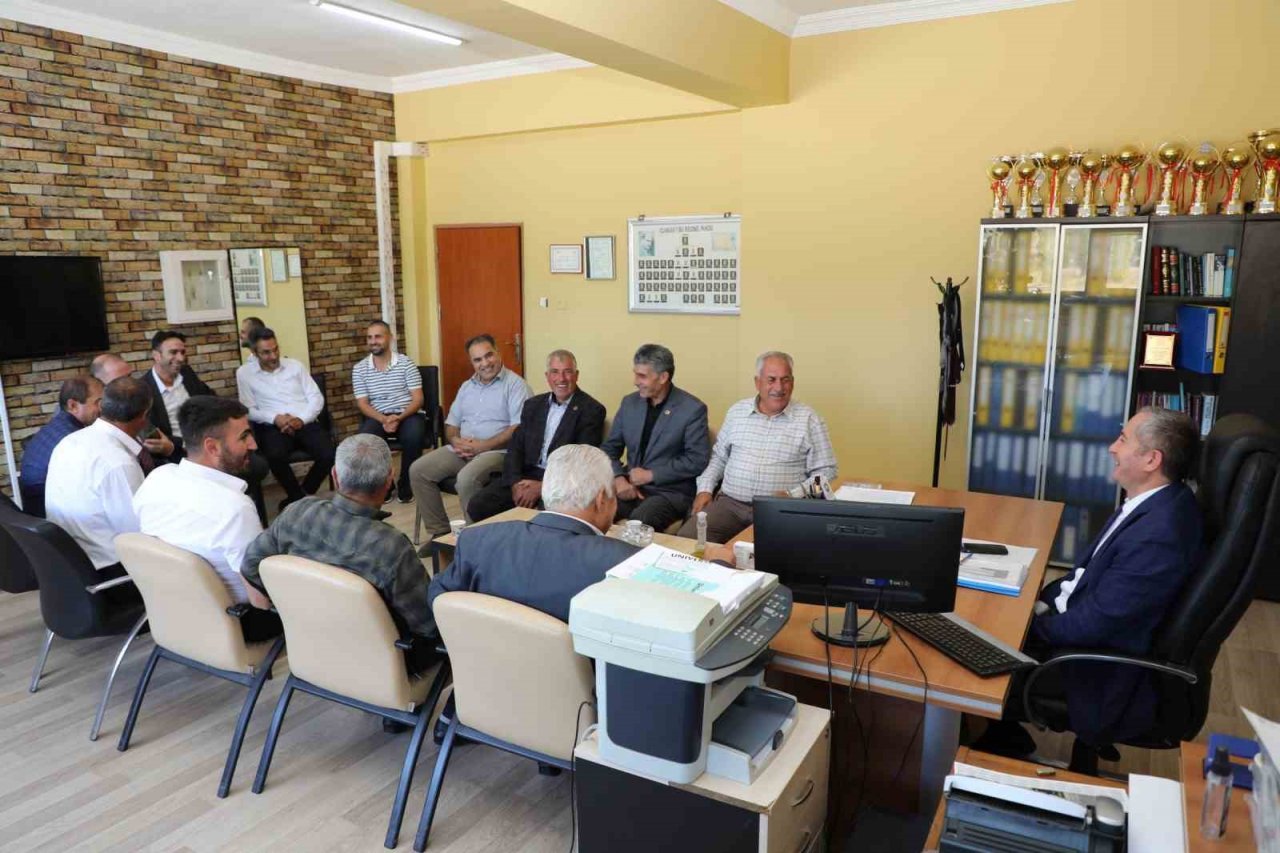 Ağrı’da muhtarlarla eğitim buluşması