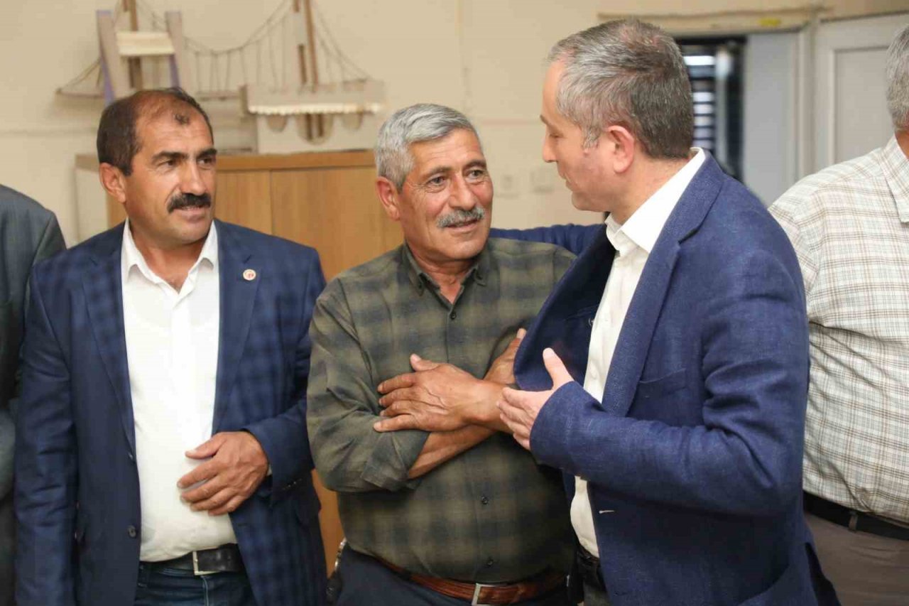 Ağrı’da muhtarlarla eğitim buluşması