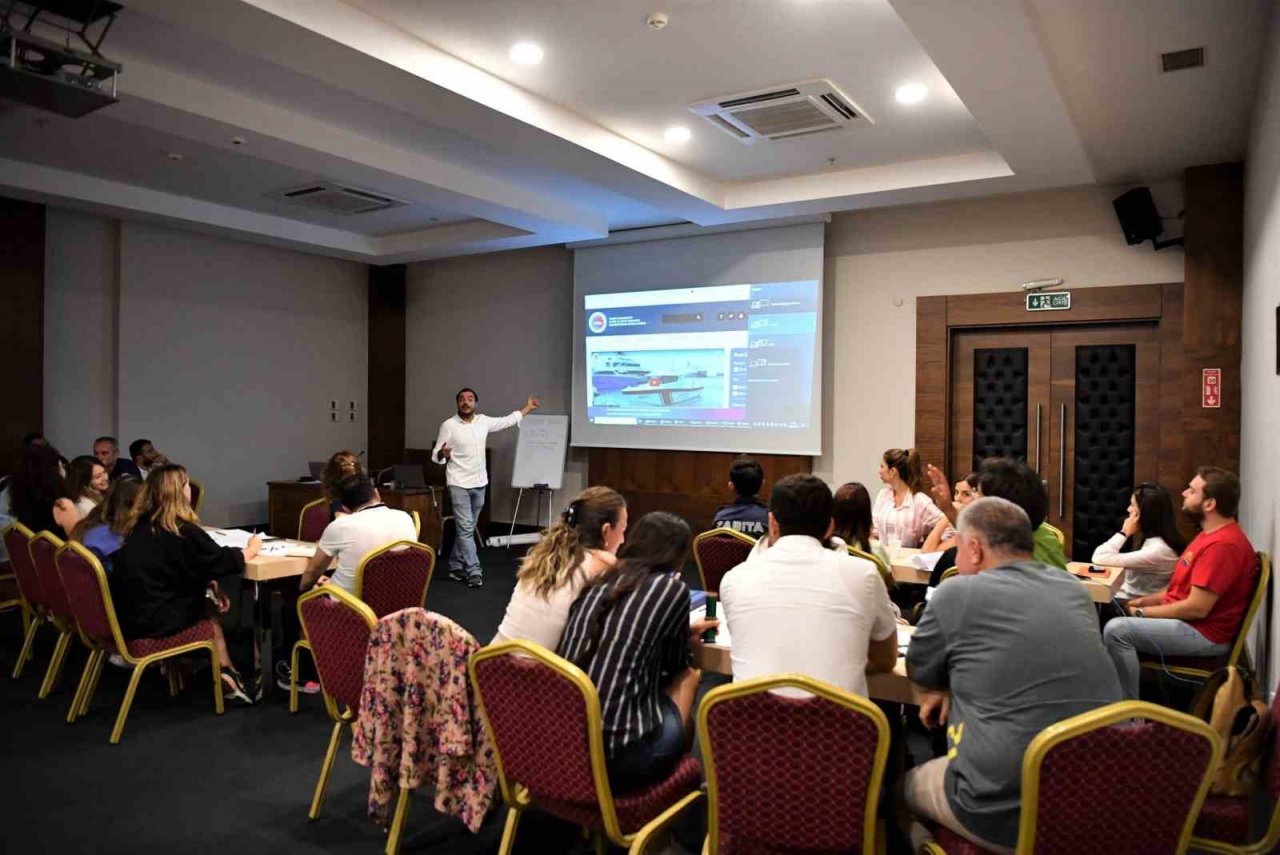 Konyaaltı Belediyesi Personeline AB Proje Eğitimi