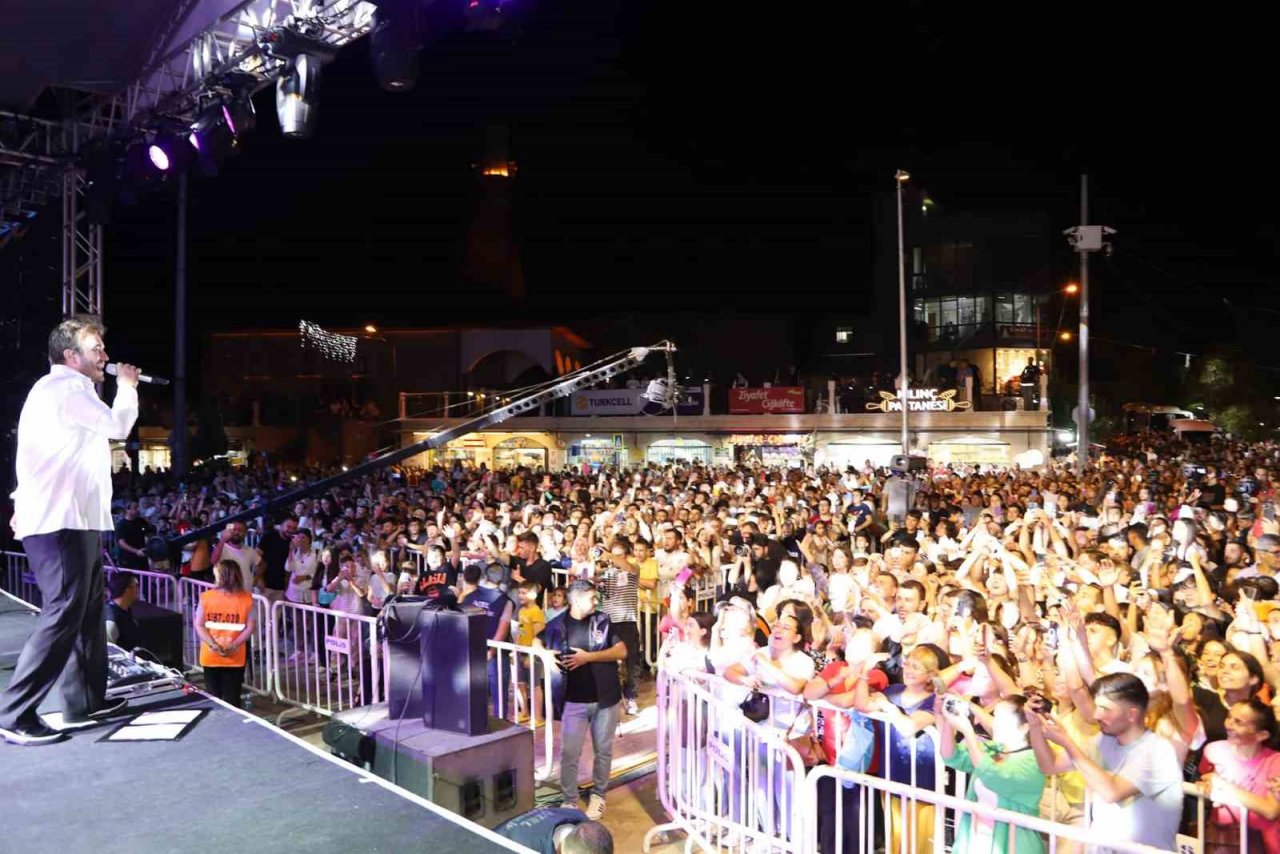 Köşk, kurtuluşunu coşkuyla kutladı