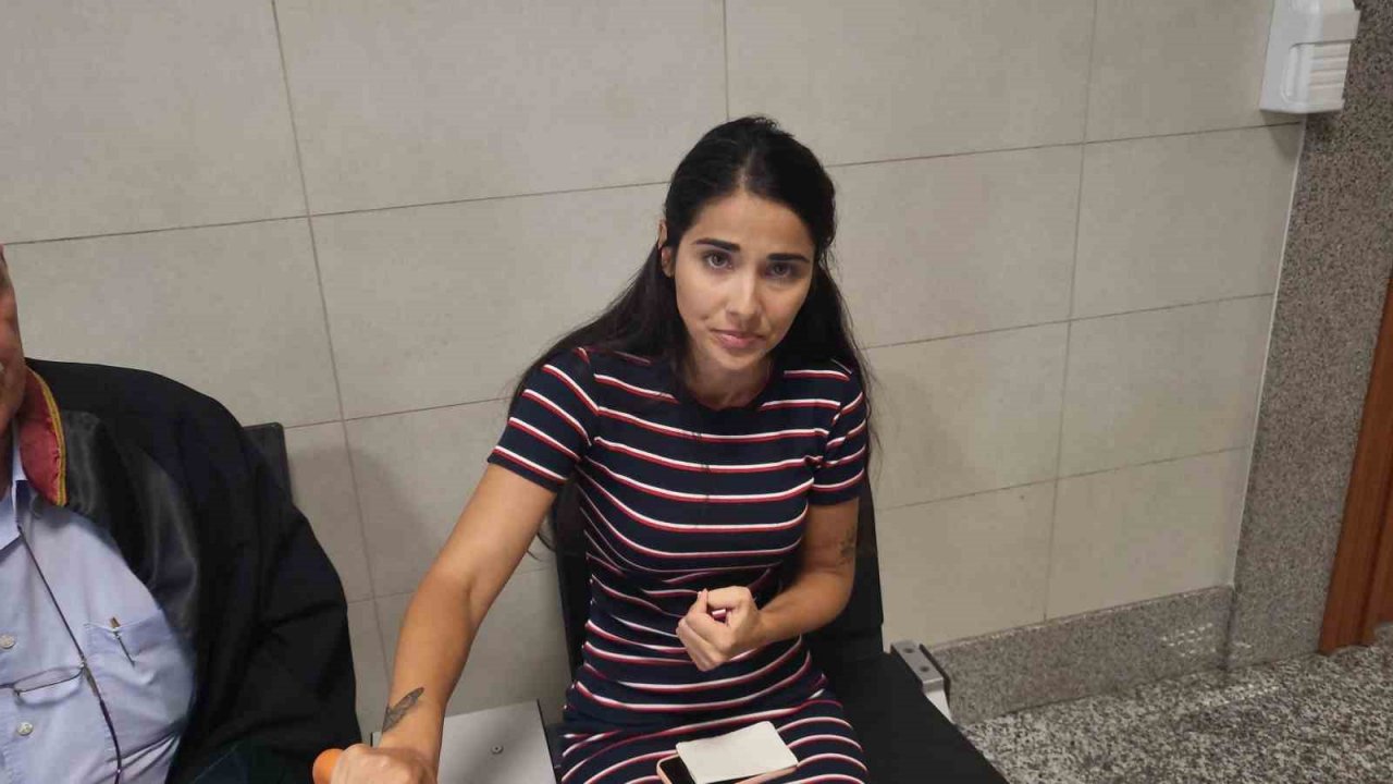 Boşanma aşamasındaki eşine kurşun yağdırmıştı: Kadın mahkemeye bastonuyla geldi