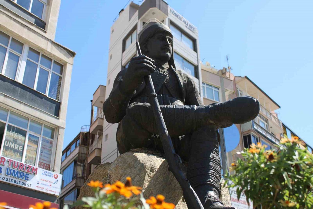 Bu kez okul zili Aydın için çaldı