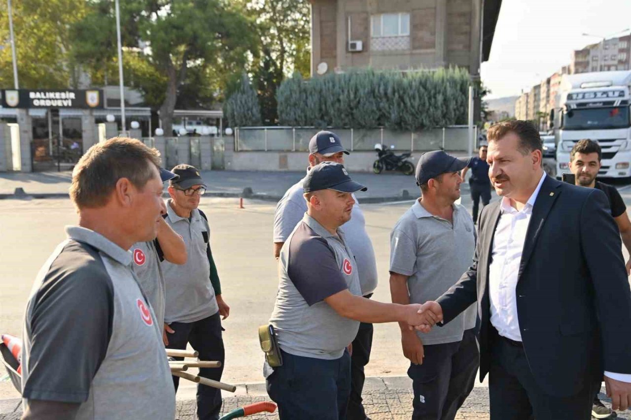 Cumhuriyet Meydanı’na peyzaj çalışması