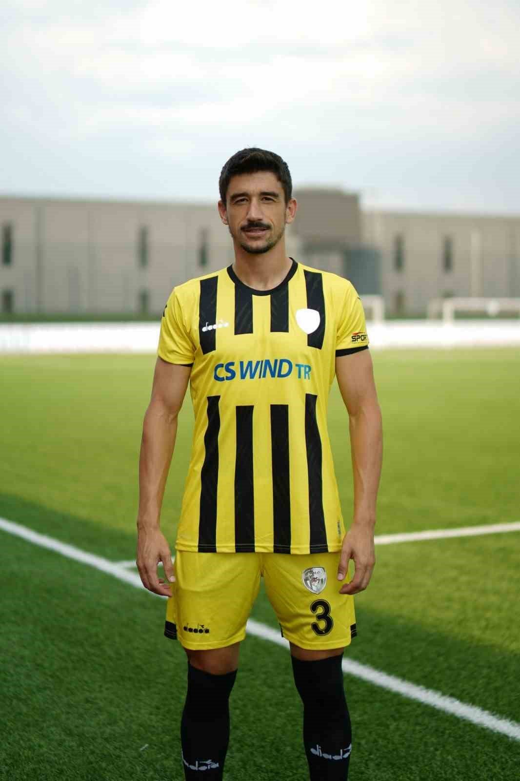 Aliağa, sezon öncesi şampiyonluk için kenetlendi