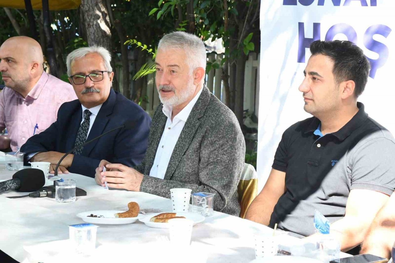 Başdeğirmen, esnafa yeni otogar alanı ve kavşak çalışması hakkında bilgi verdi