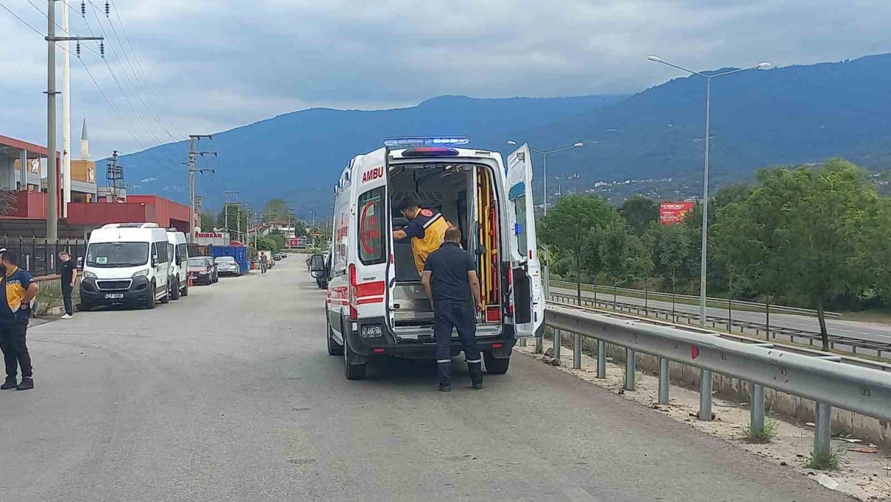 Lastik ayrıştırma makinesi arızalandı: 13 işçi dumandan etkilendi