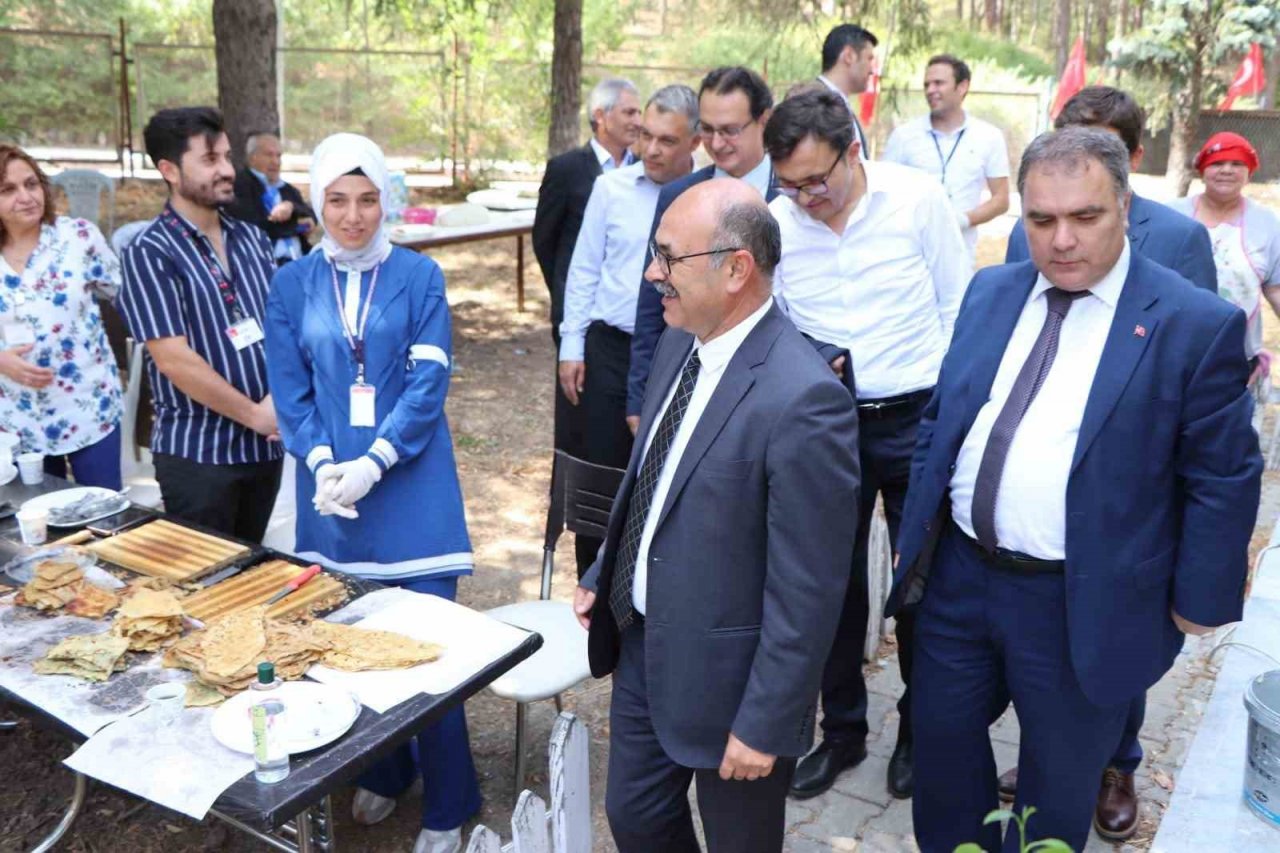 Kütahya’da geleneksel gözleme etkinliği