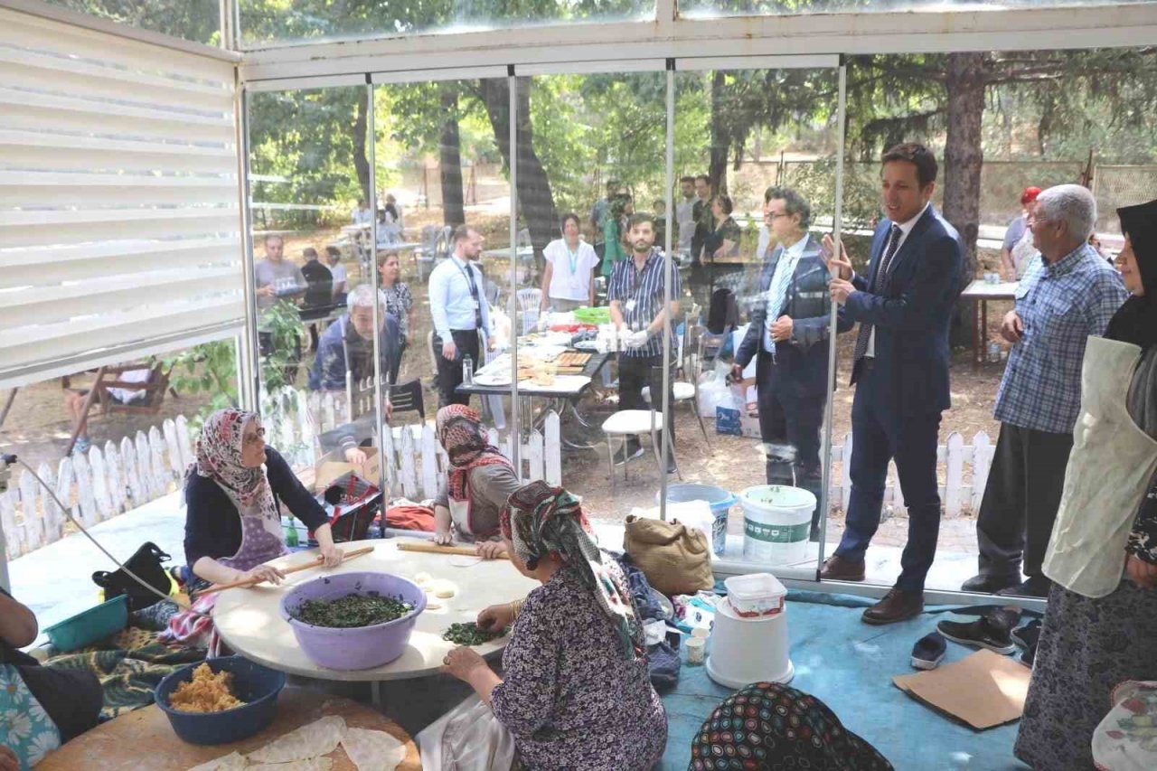 Kütahya’da geleneksel gözleme etkinliği